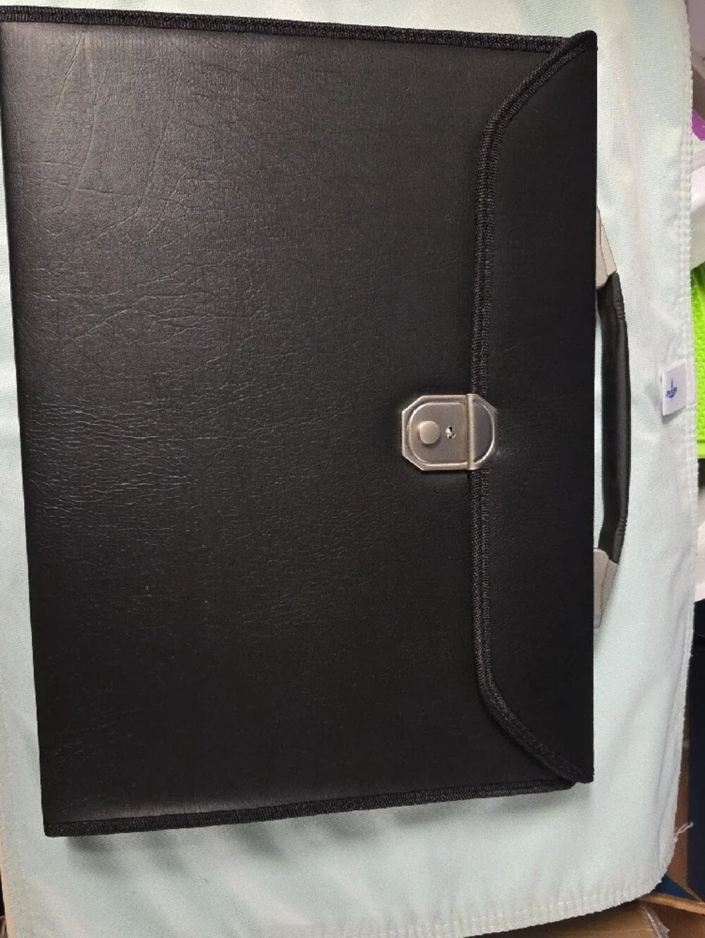 Loyalty Pet Products Black Carry Case fir Groomers